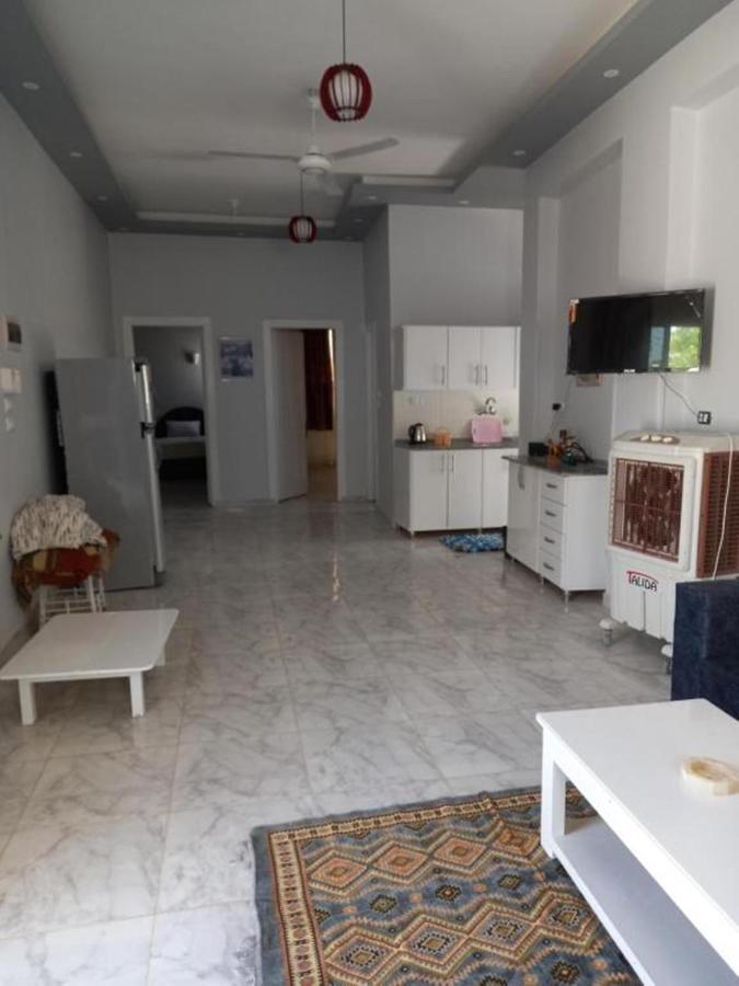 Nefertarie Guest House Luxor Exterior foto